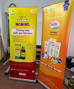 standee cuon nhom