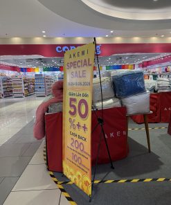 standee chữ x